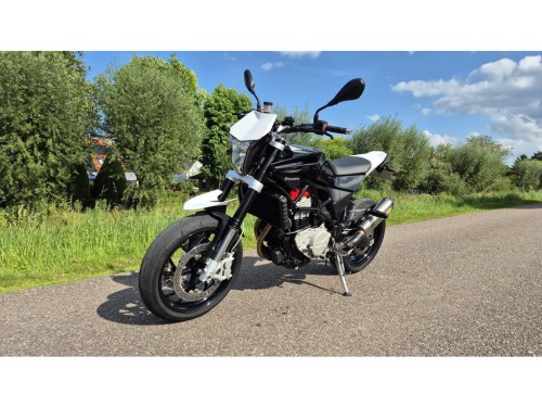 Husqvarna Tour Nuda 900 Exlusief Arrow 2e eigenaar