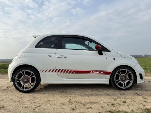 Fiat 500 1.4-16V Abarth 210pk Topdeal!