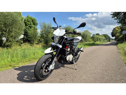 Husqvarna Tour Nuda 900 Exlusief Arrow 2e eigenaar