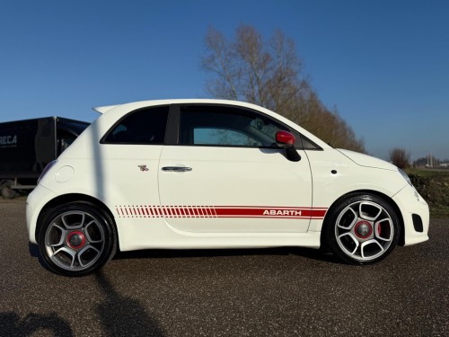 Fiat 500 1.4-16V Abarth 210pk Topdeal!