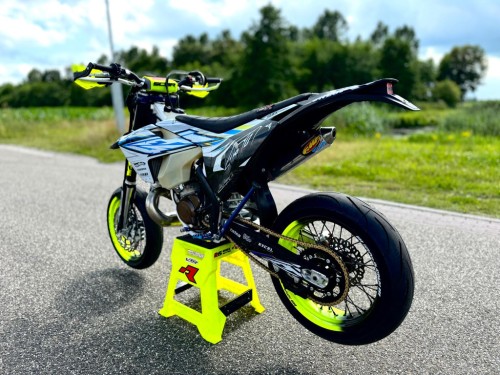 Husqvarna Te 300i KTM EXC TPI 2020 Supermoto Supermotard a2