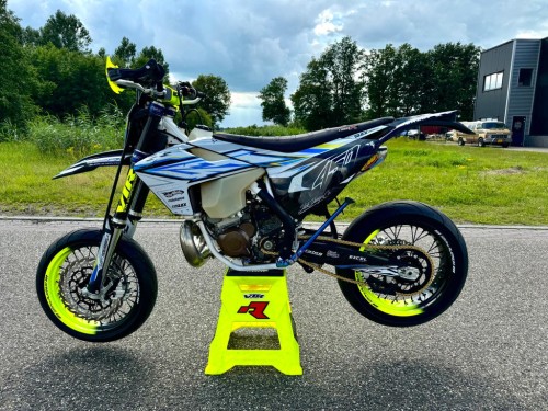 Husqvarna Te 300i KTM EXC TPI 2020 Supermoto Supermotard a2