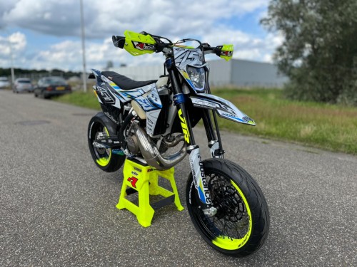 Husqvarna Te 300i KTM EXC TPI 2020 Supermoto Supermotard a2