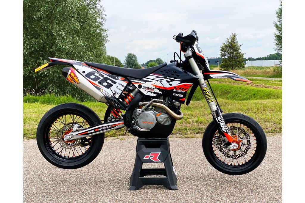 KTM Supermotard 450/530 EXC-R Supermoto 2011 A2