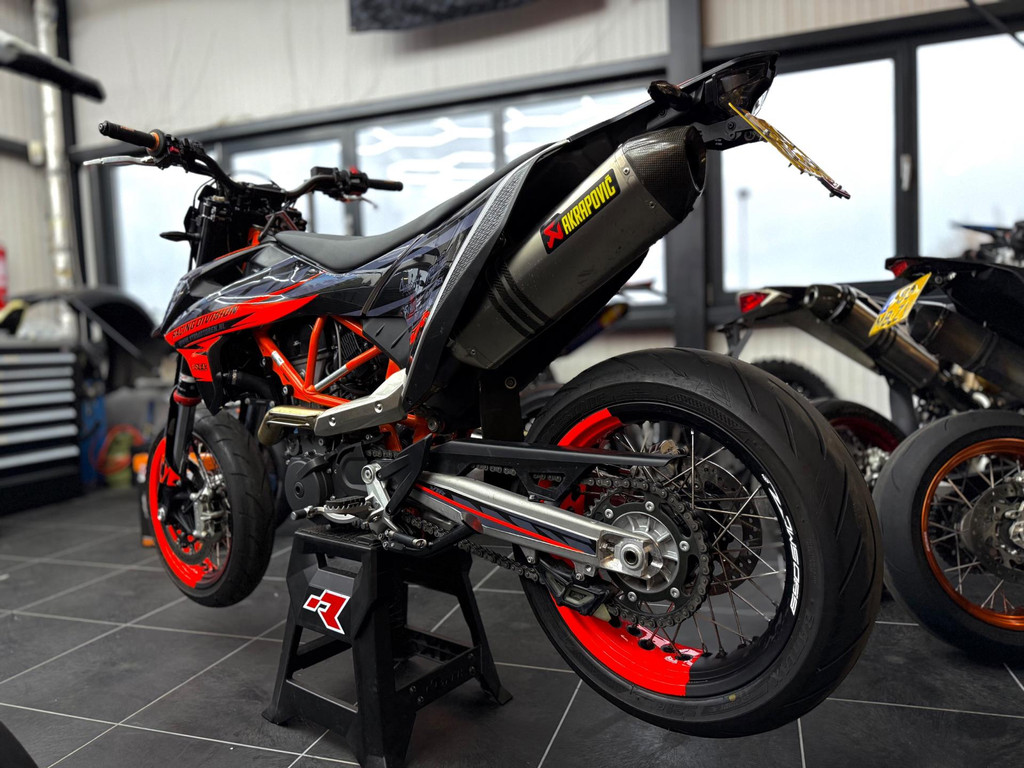 KTM 690 SMC R 2020 Supermoto Supermotard TOPSTAAT!