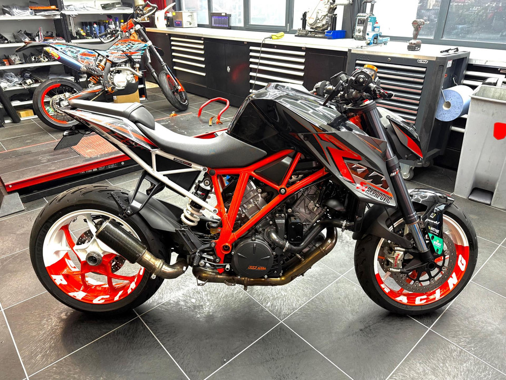 KTM 1290 SuperDuke R 2014 Naked bike garantie TOPDEAL